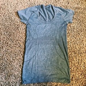 Lulu lemon running shirt